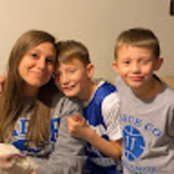 Meet your Posher, Carrie - Picture 1 of 1